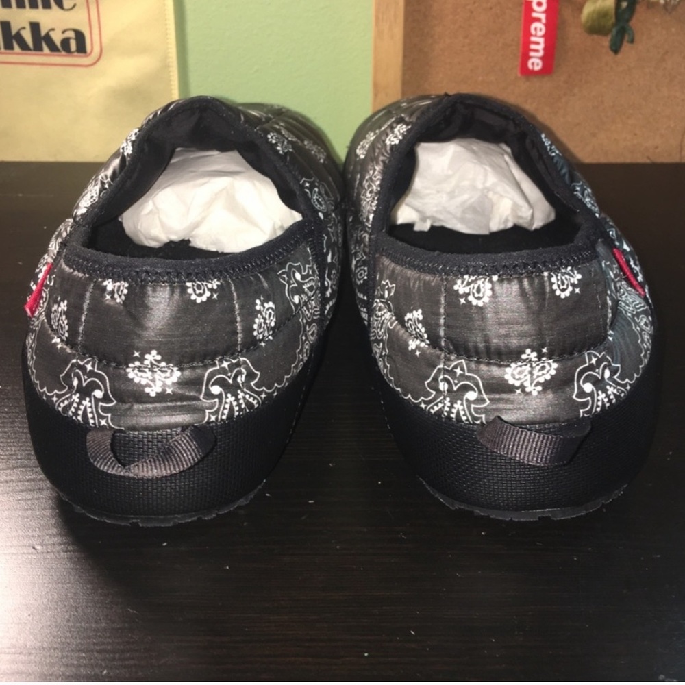 Supreme X TNF traction mule, VNDS - Picture 3 of 5